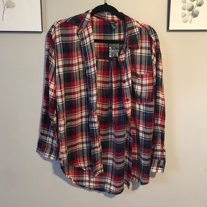 Women’s Plaid Button Down Shirt